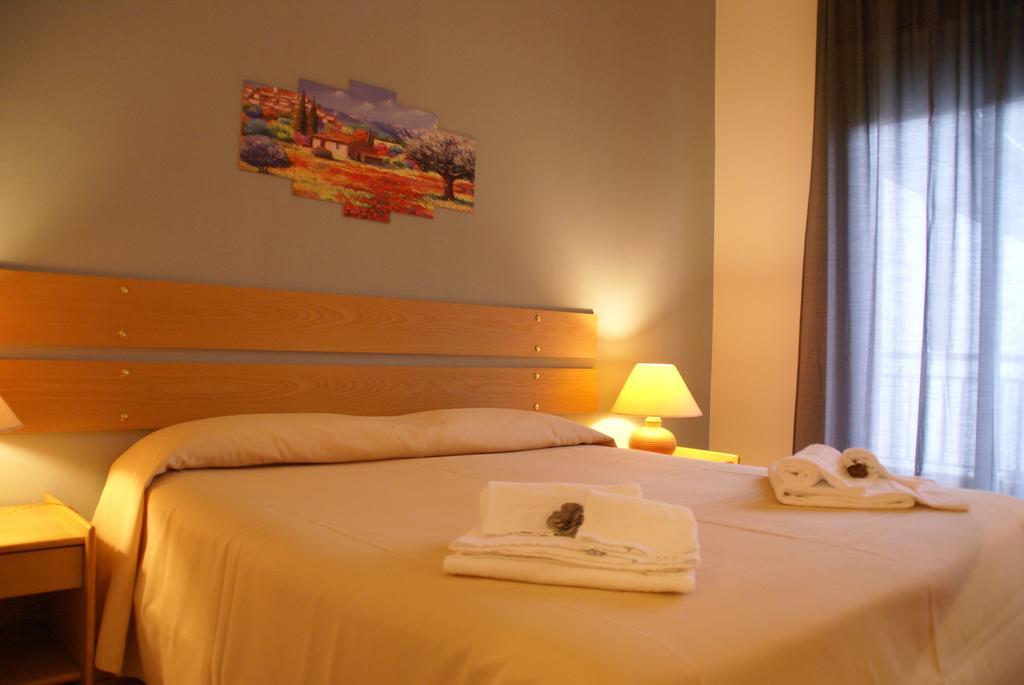 Hotel Rasula Alta Gravina di Catania Εξωτερικό φωτογραφία
