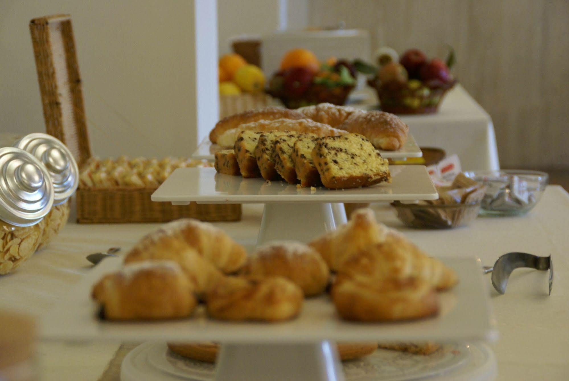 Hotel Rasula Alta Gravina di Catania Εξωτερικό φωτογραφία
